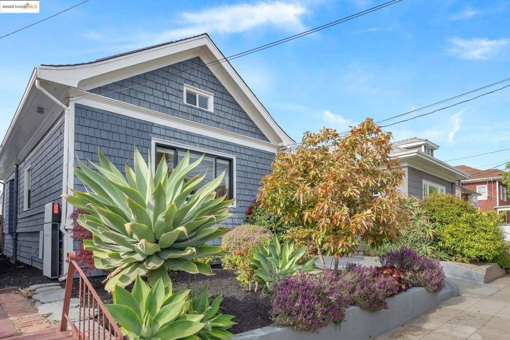 Berkeley, CA 94703,1625 62nd Street