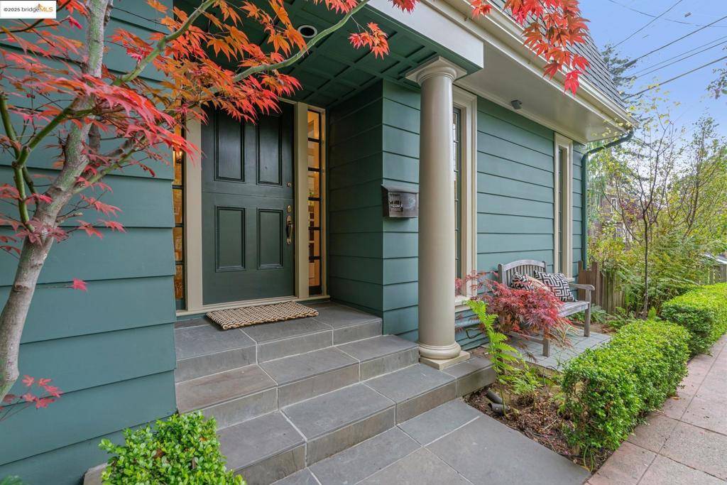 Berkeley, CA 94705,2815 Piedmont Ave