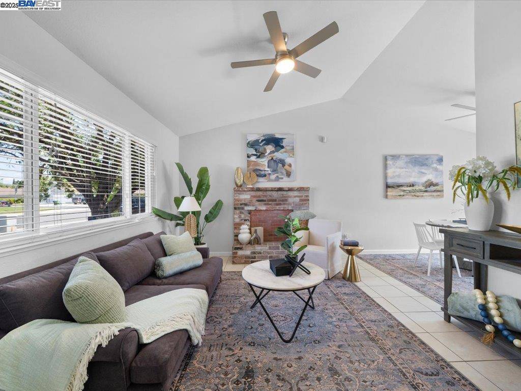 Tracy, CA 95376,1540 W Kavanagh Ave