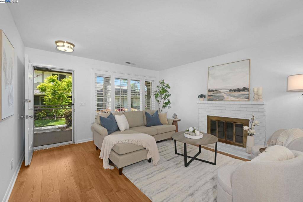 San Ramon, CA 94583,2812 Bollinger Canyon Rd