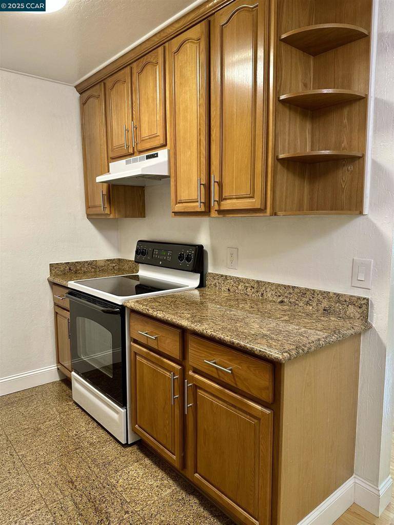 San Bruno, CA 94066,408 Boardwalk Ave #23
