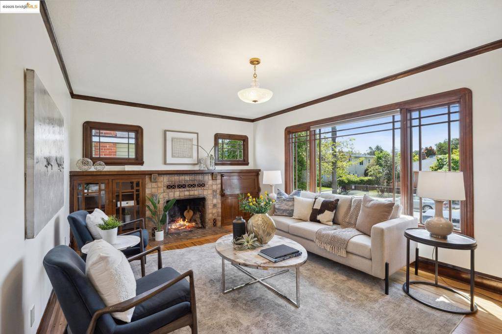 Berkeley, CA 94703,1615 Blake St