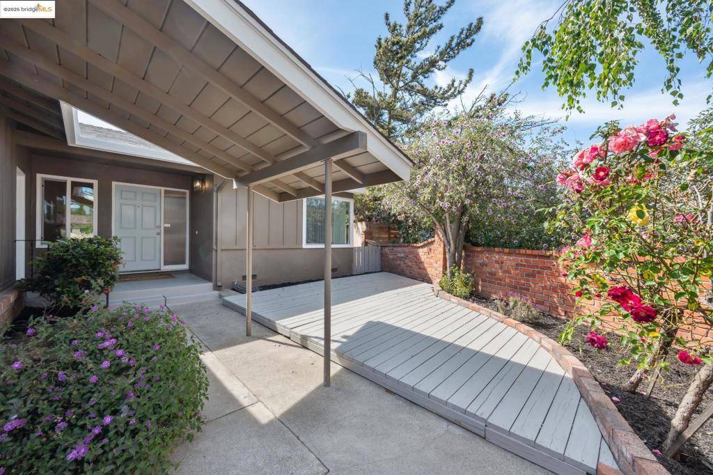 Pinole, CA 94564-1924,218 Brenda Ct