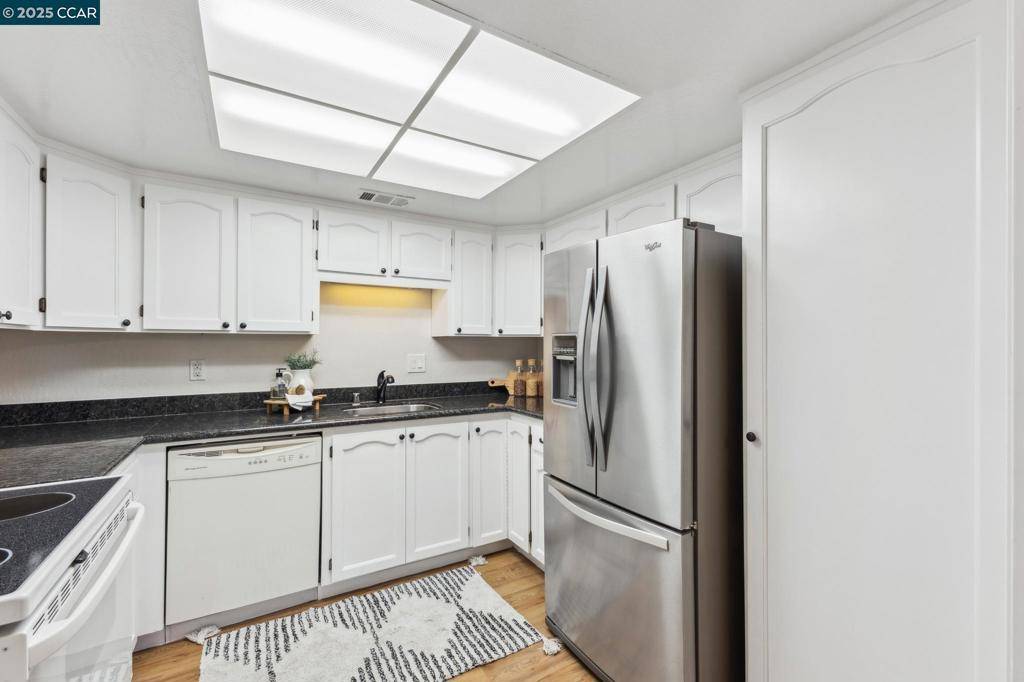Pleasant Hill, CA 94523,104 Cleaveland Rd