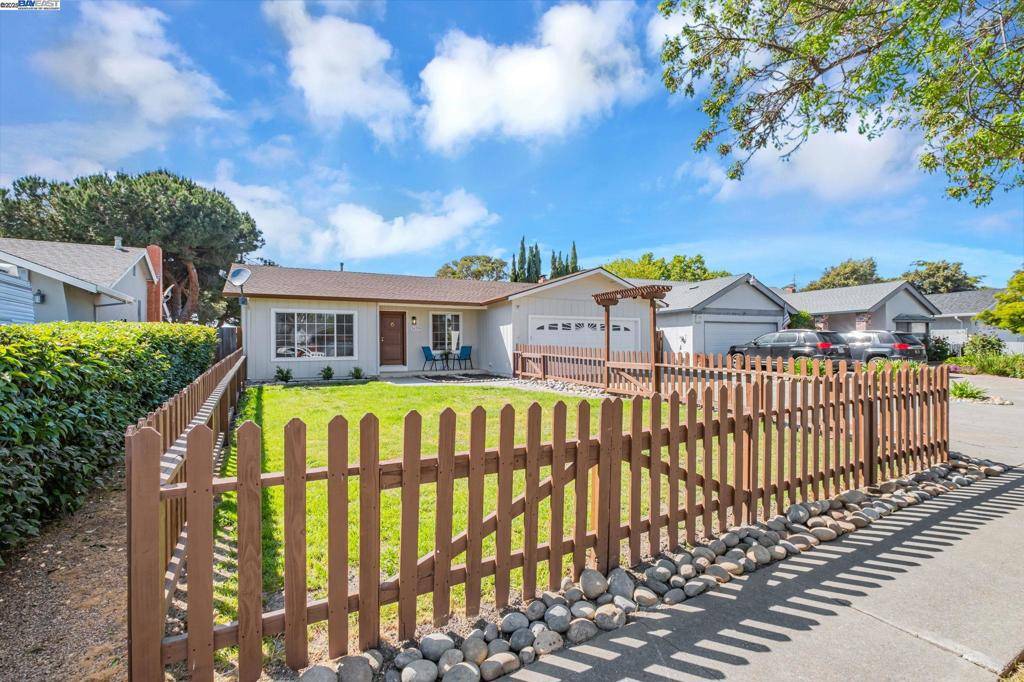 Newark, CA 94560,36339 Beech Pl