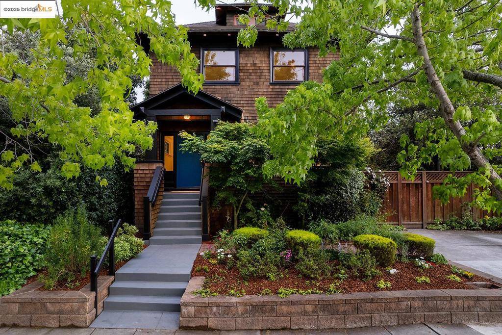 Berkeley, CA 94704,2316 Carleton St