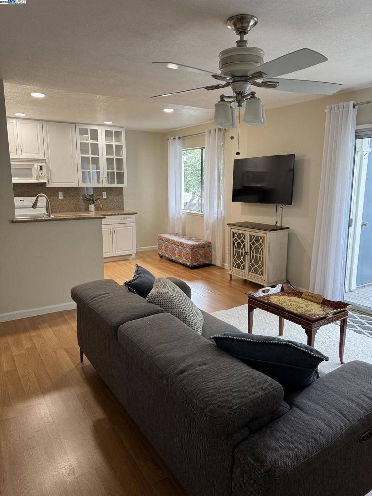 Fremont, CA 94538,38556 Mary Ter