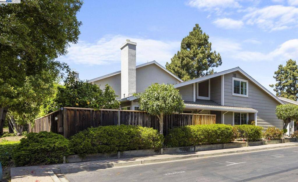 San Leandro, CA 94577,2389 Blackpool Pl