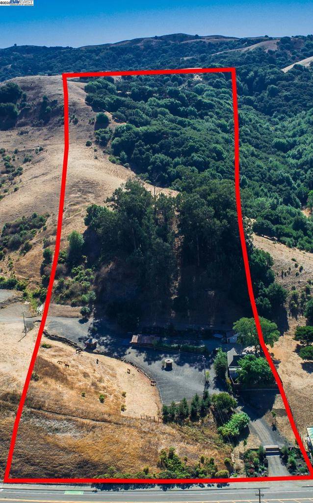 Castro Valley, CA 94552,9635 Dublin Canyon Rd