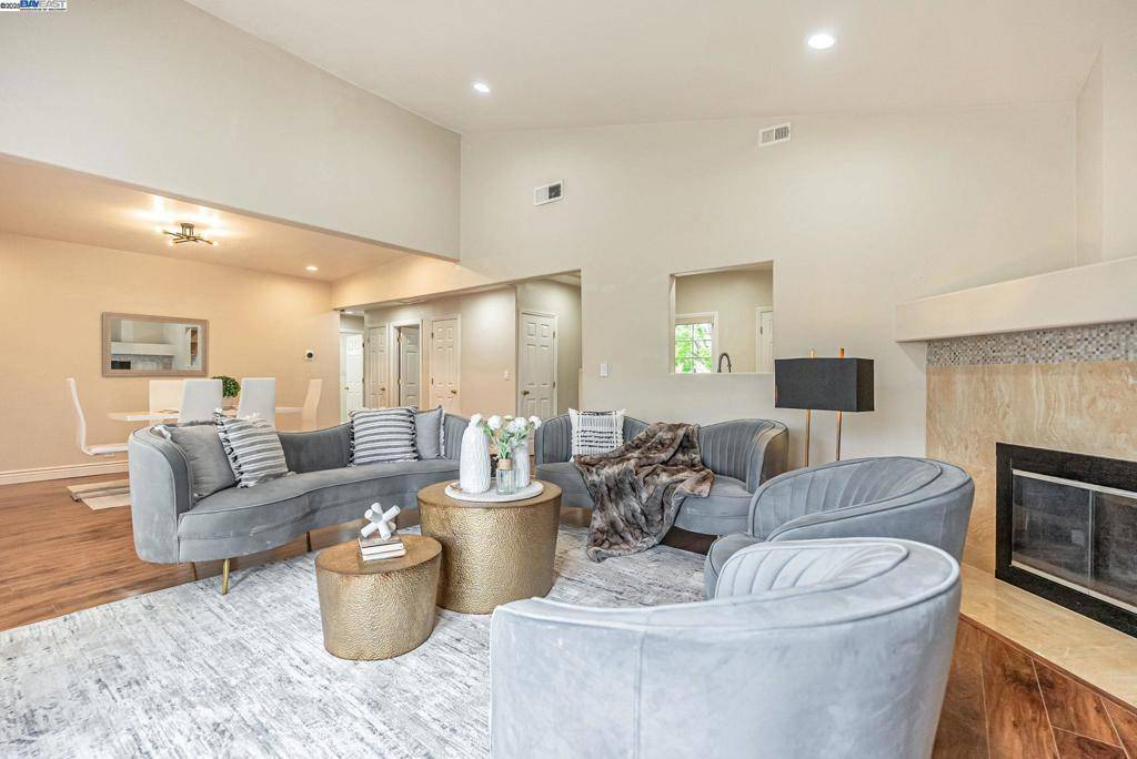 Fremont, CA 94538,3757 Savannah Rd