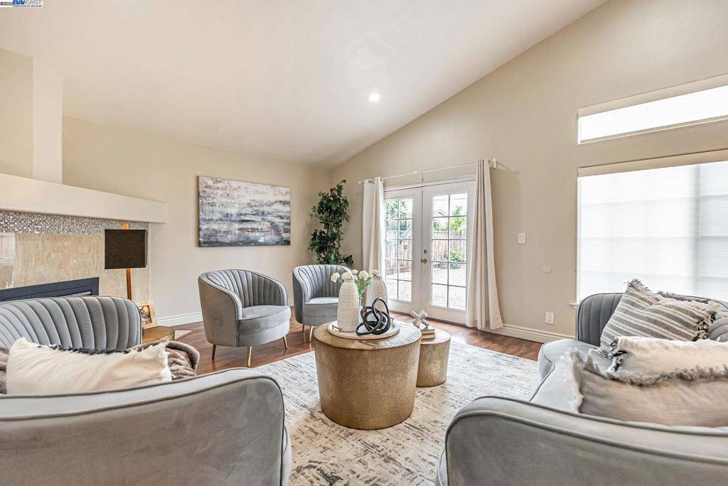 Fremont, CA 94538,3757 Savannah Rd