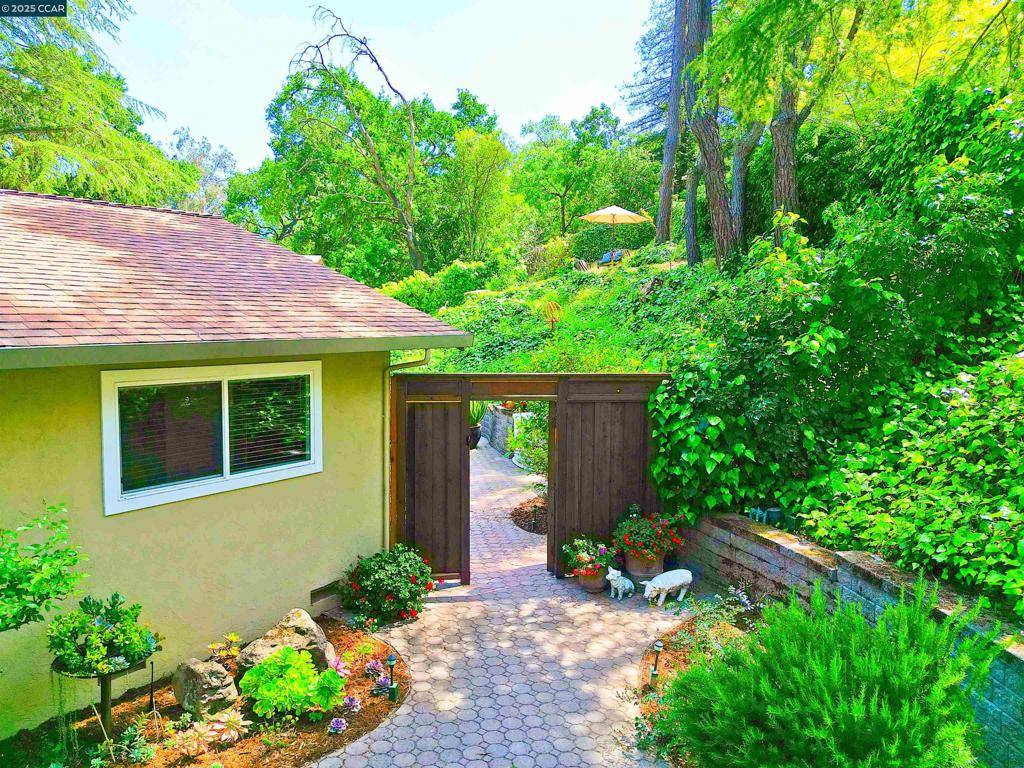 Walnut Creek, CA 94597-2922,911 Sousa Drive