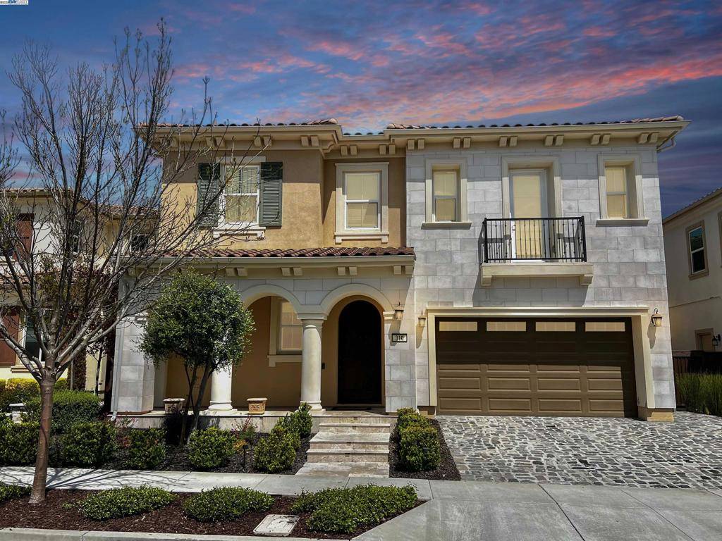 Danville, CA 94506,310 Oberland Ct