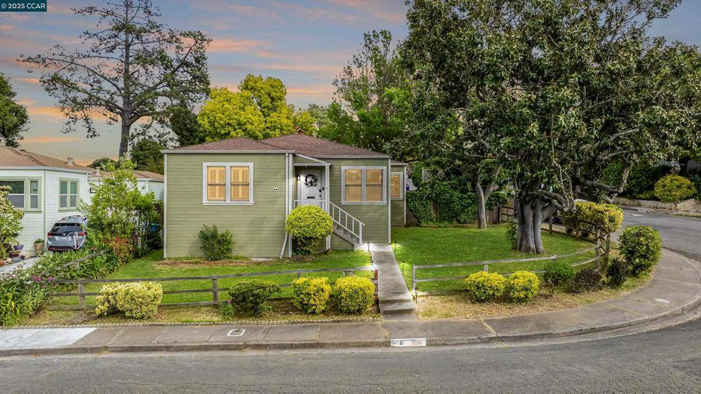 Vallejo, CA 94590,6 View St