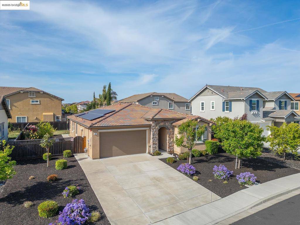 Oakley, CA 94561-2096,14 Prescott Circle