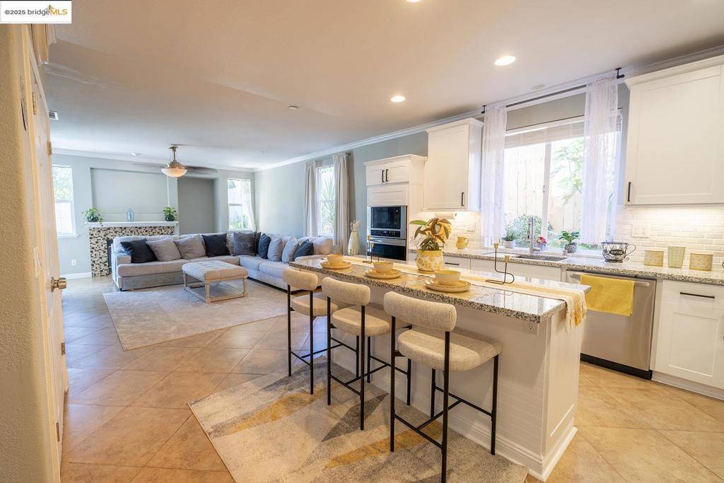 Antioch, CA 94531-9098,1856 Buck Mountain Court