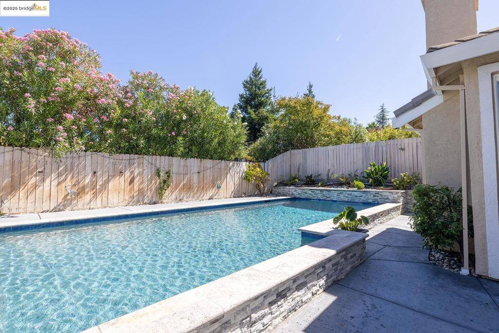 Antioch, CA 94531-9098,1856 Buck Mountain Court
