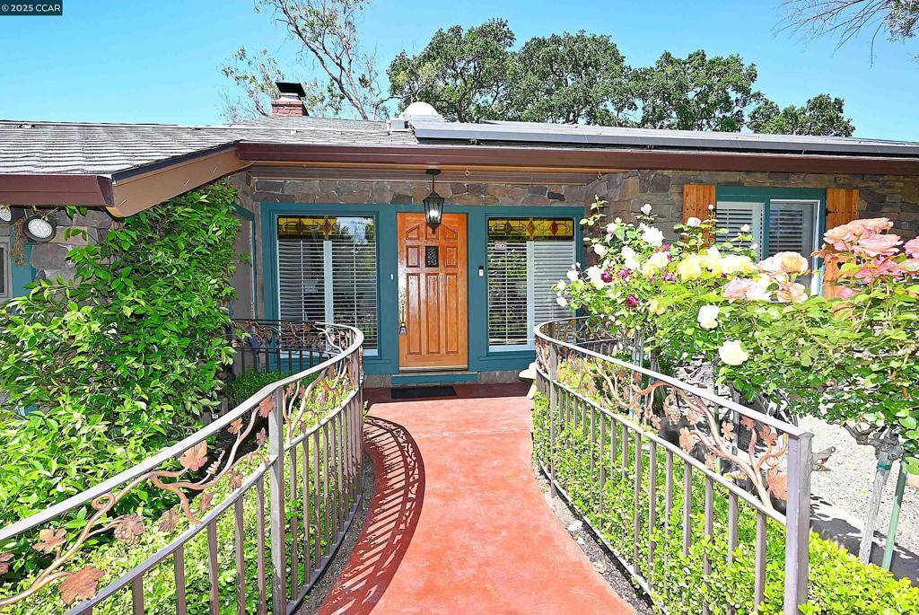 Pleasant Hill, CA 94523,273 Oak Park Ln