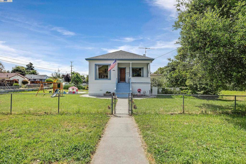Fremont, CA 94536,37879 3rd St