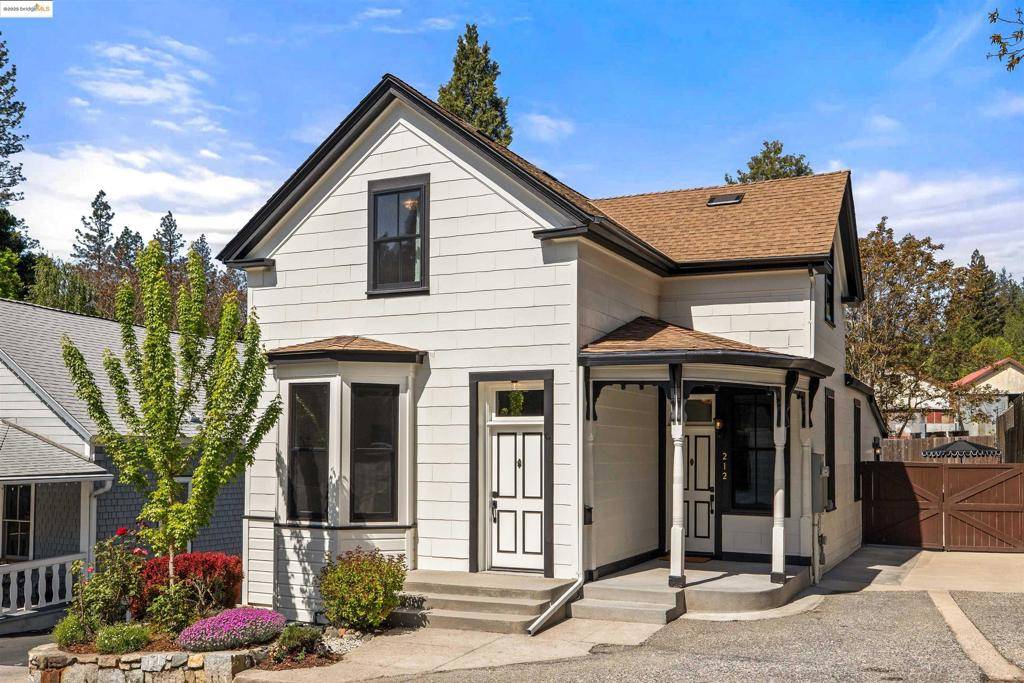 Nevada City, CA 95959,212 S Pine St