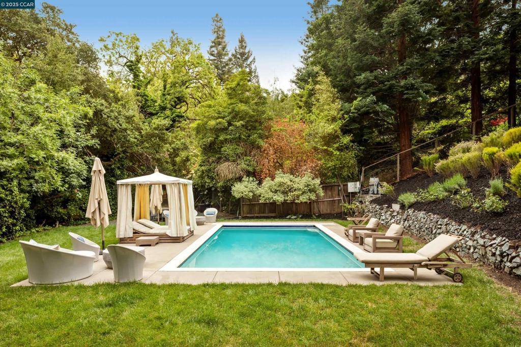 Lafayette, CA 94549,1720 Toyon Rd