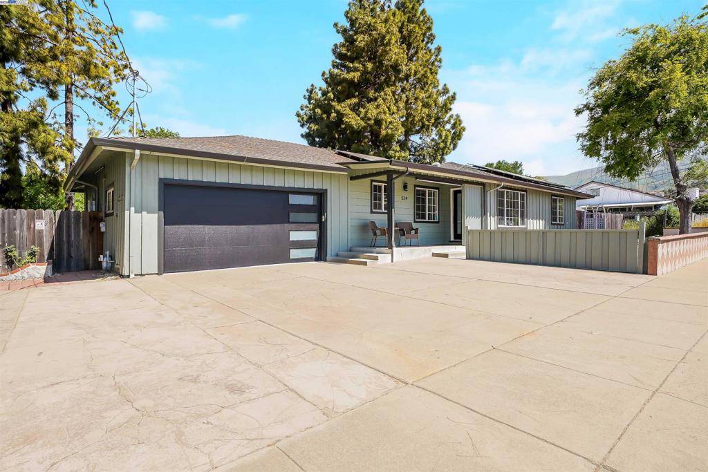 Fremont, CA 94539,524 E Warren Ave