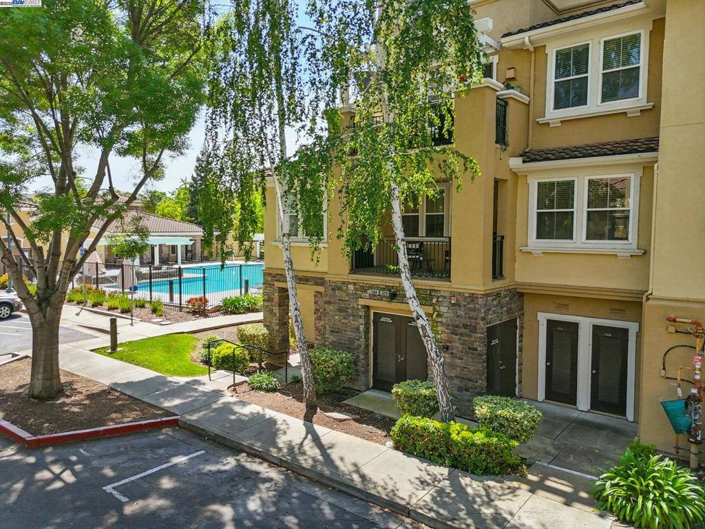 Dublin, CA 94568,3328 Monaghan St