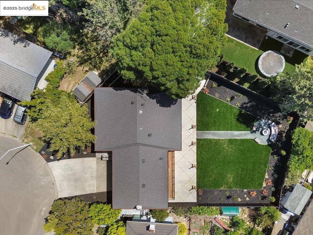 Hayward, CA 94542,27781 Pleasant Hill Ct