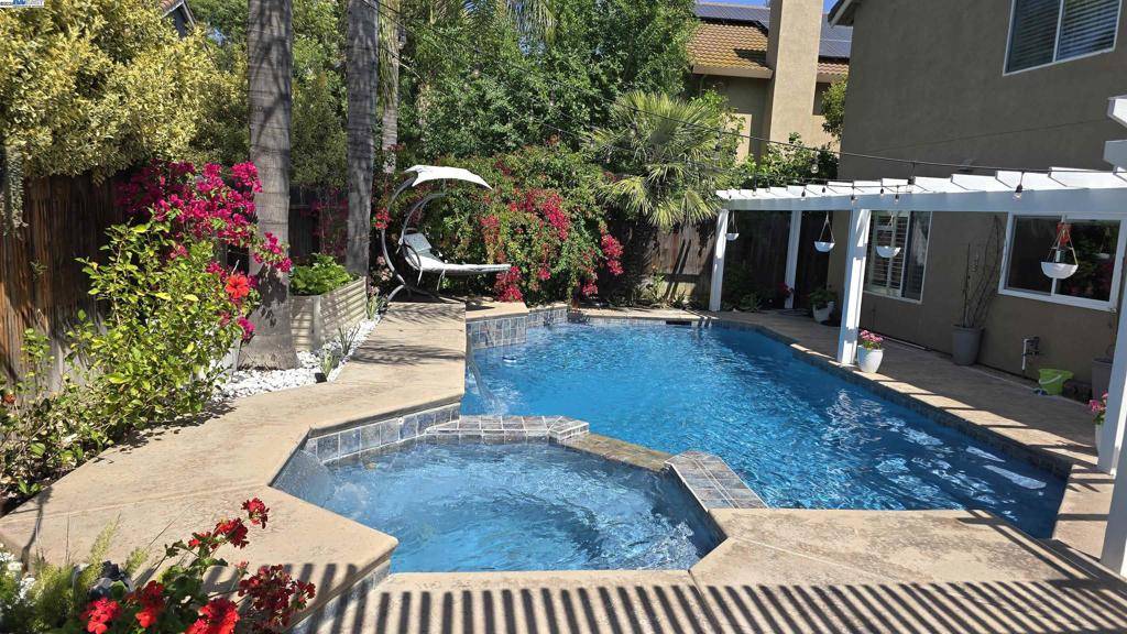 Tracy, CA 95376,1431 Hepburn St