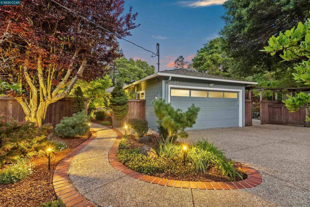 Orinda, CA 94563,44 Lost Valley Dr