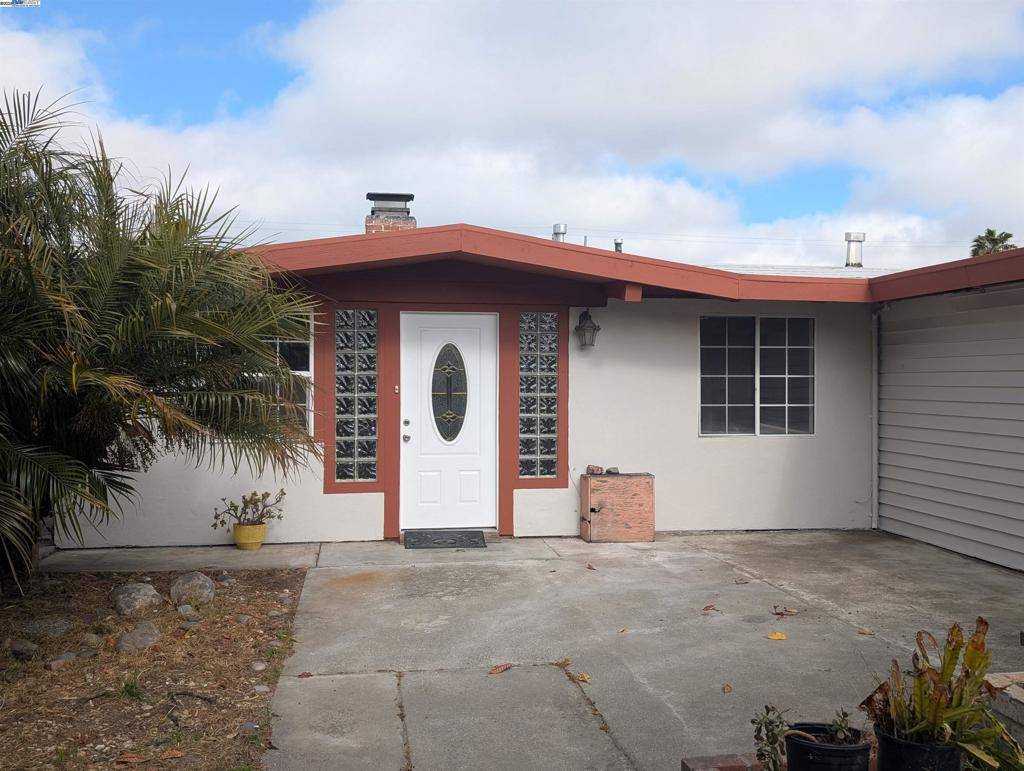 Hayward, CA 94545,27568 Gainesville Ave