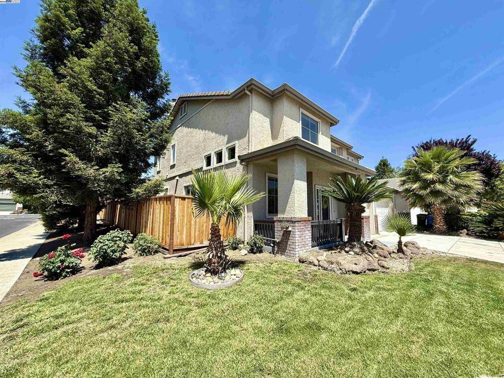 Brentwood, CA 94513,825 Hollowbrook Dr