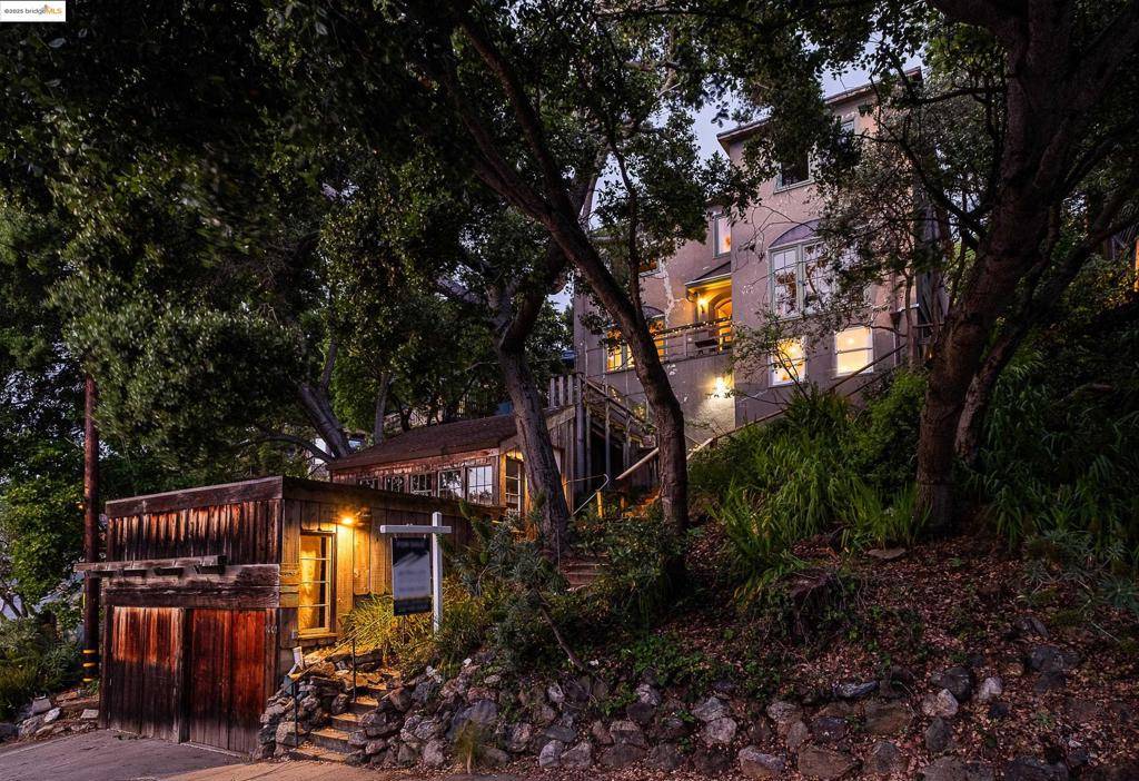 Berkeley, CA 94708,1001 Cragmont Ave