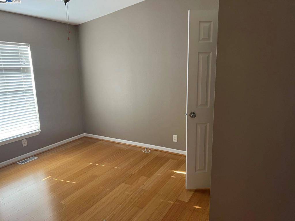 Sunnyvale, CA 94089,1225 Vienna Drive
