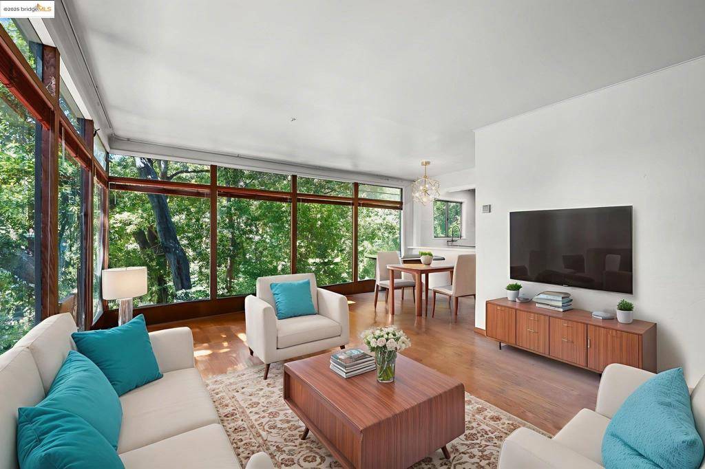 Berkeley, CA 94709,1730 Highland Pl