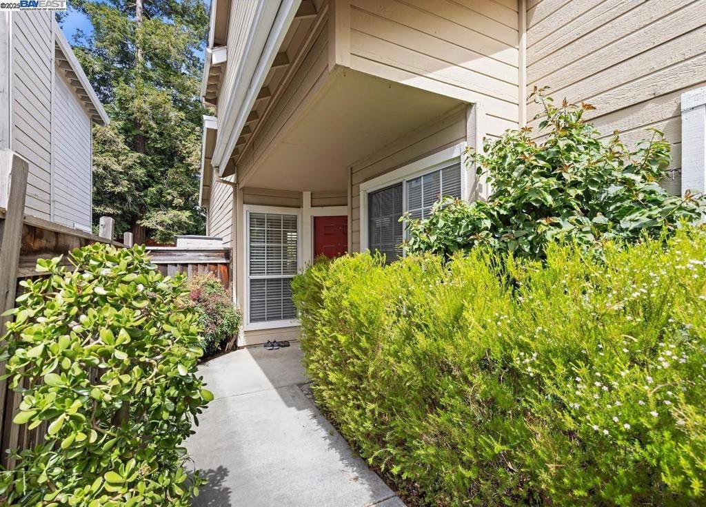 Pleasanton, CA 94588,1989 Rheem Dr