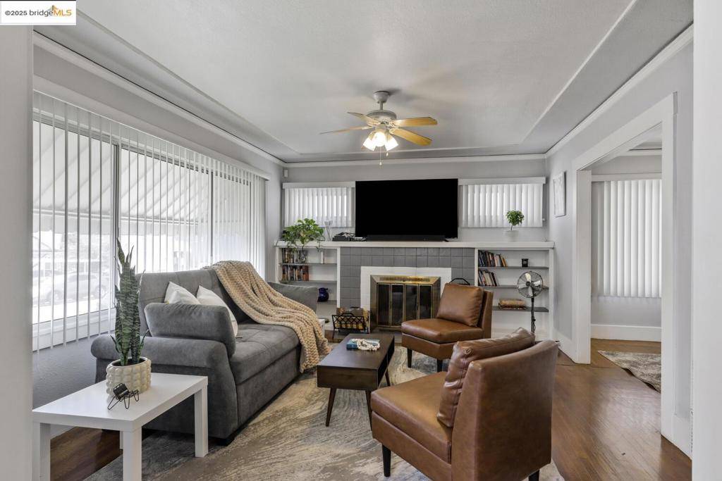 Oakland, CA 94601,5448 Trask St