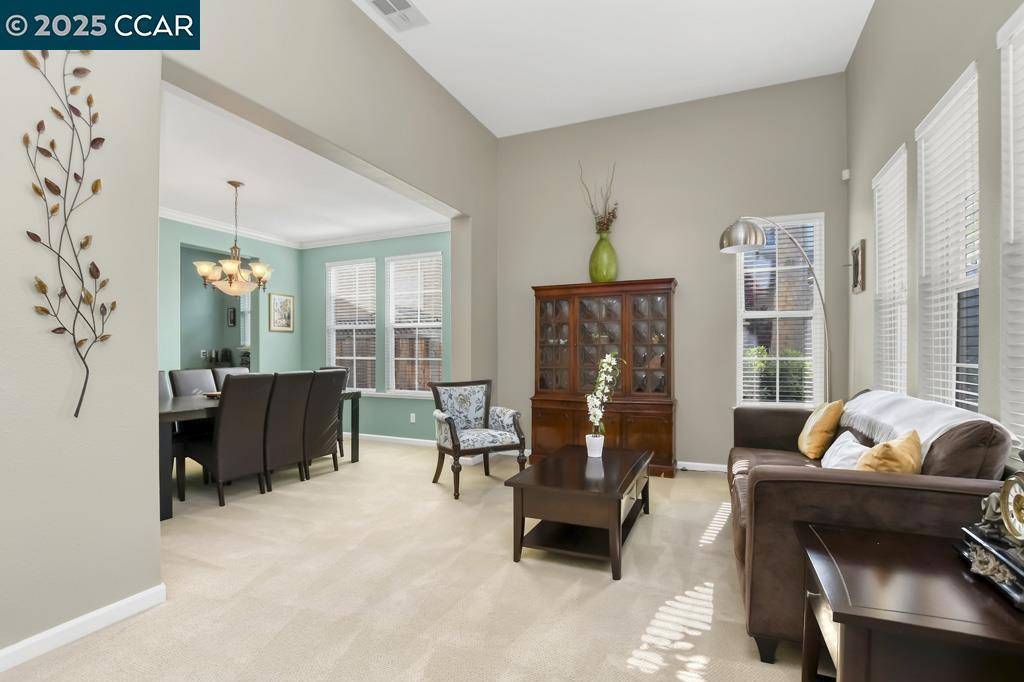 Brentwood, CA 94513,755 Boltzen St