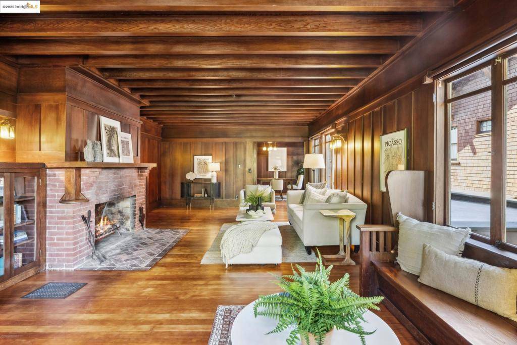 2826 Garber St Berkeley, CA 94705
