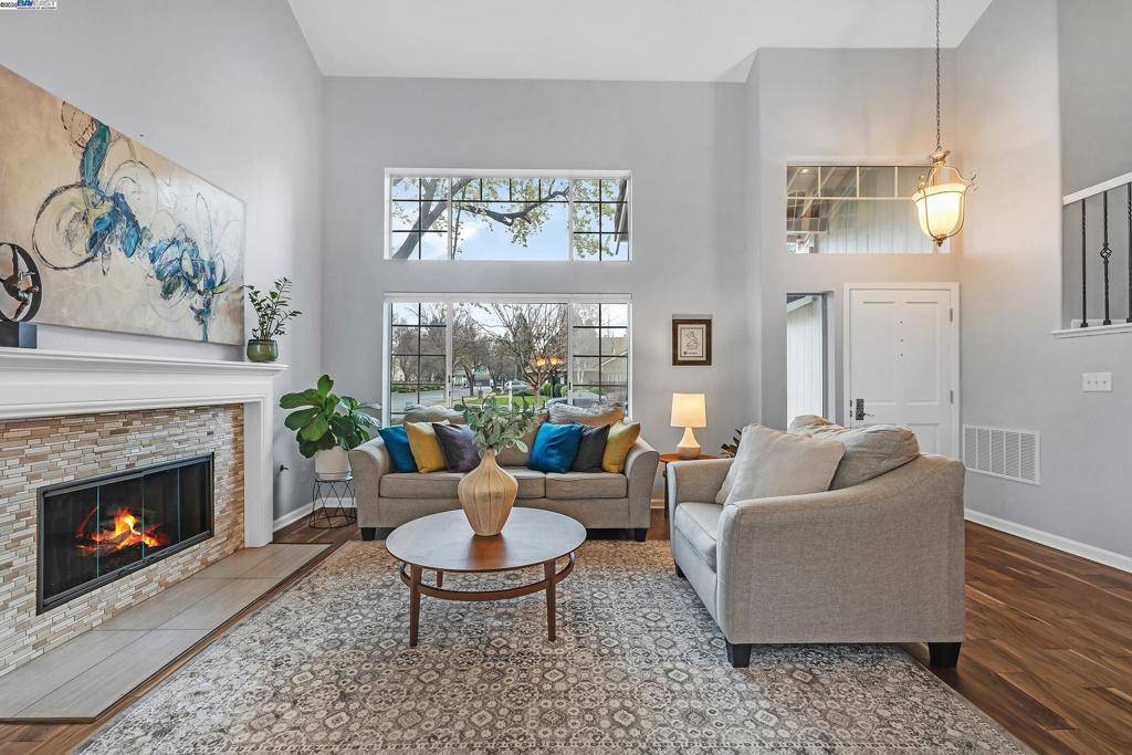 Livermore, CA 94550,5894 Arlene Way