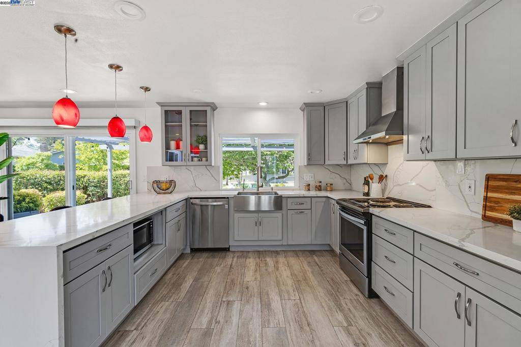 Danville, CA 94526,551 Cambrian Way