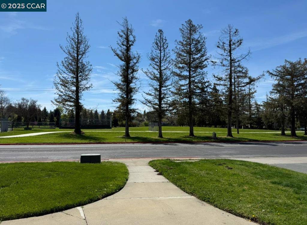 Concord, CA 94520,2019 Olivera Rd #B