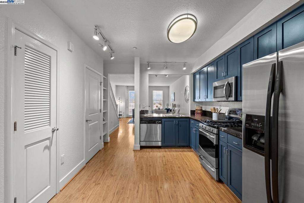 Emeryville, CA 94608,1508 Brunswig Lane