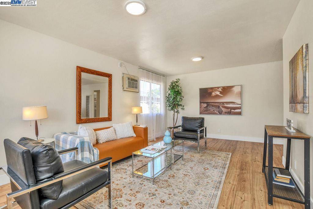 Bay Point, CA 94565-1326,28 Oceanview Dr
