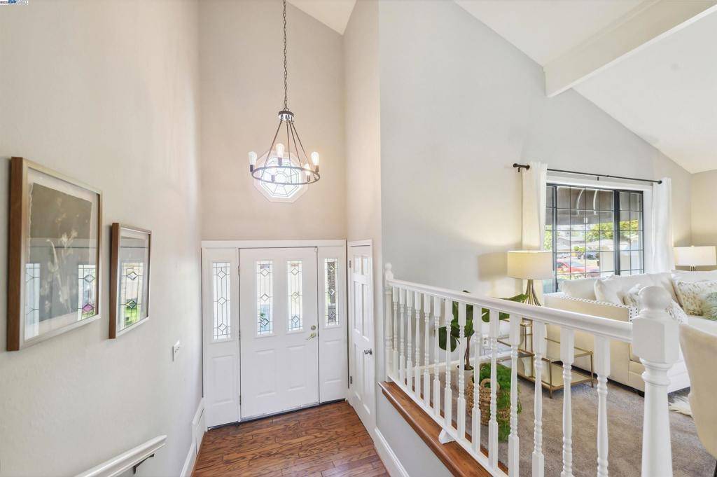 Livermore, CA 94550,564 Debra Street