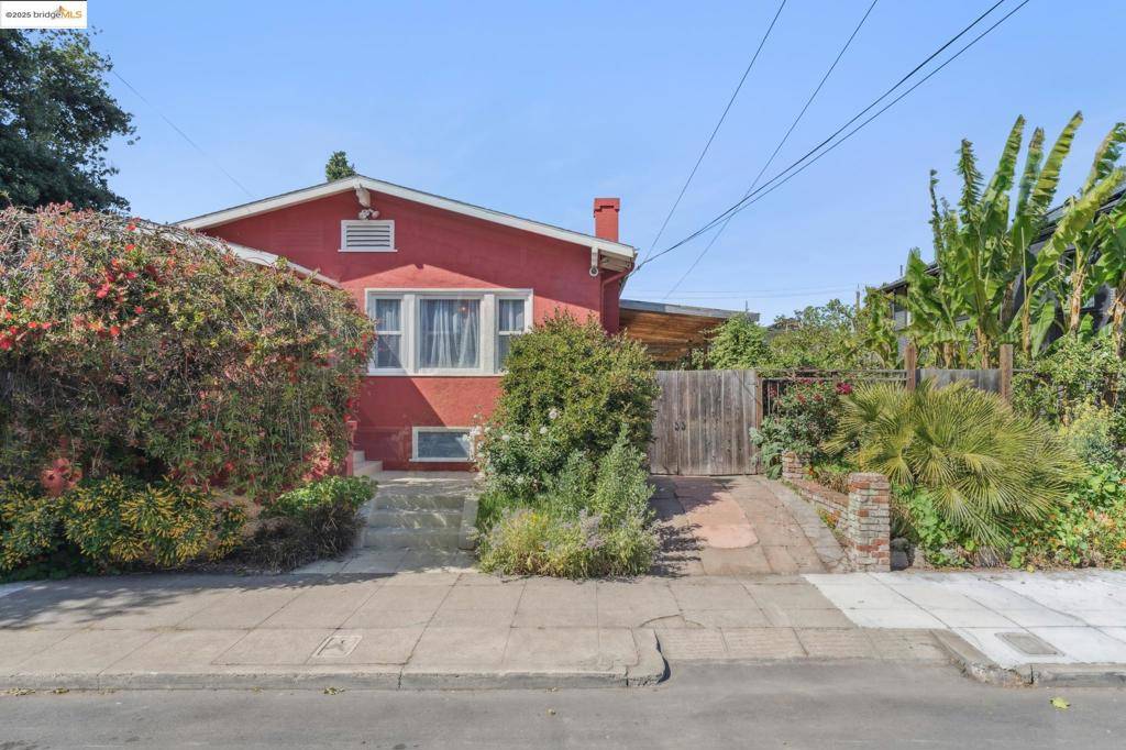 Oakland, CA 94608,988 44Th St