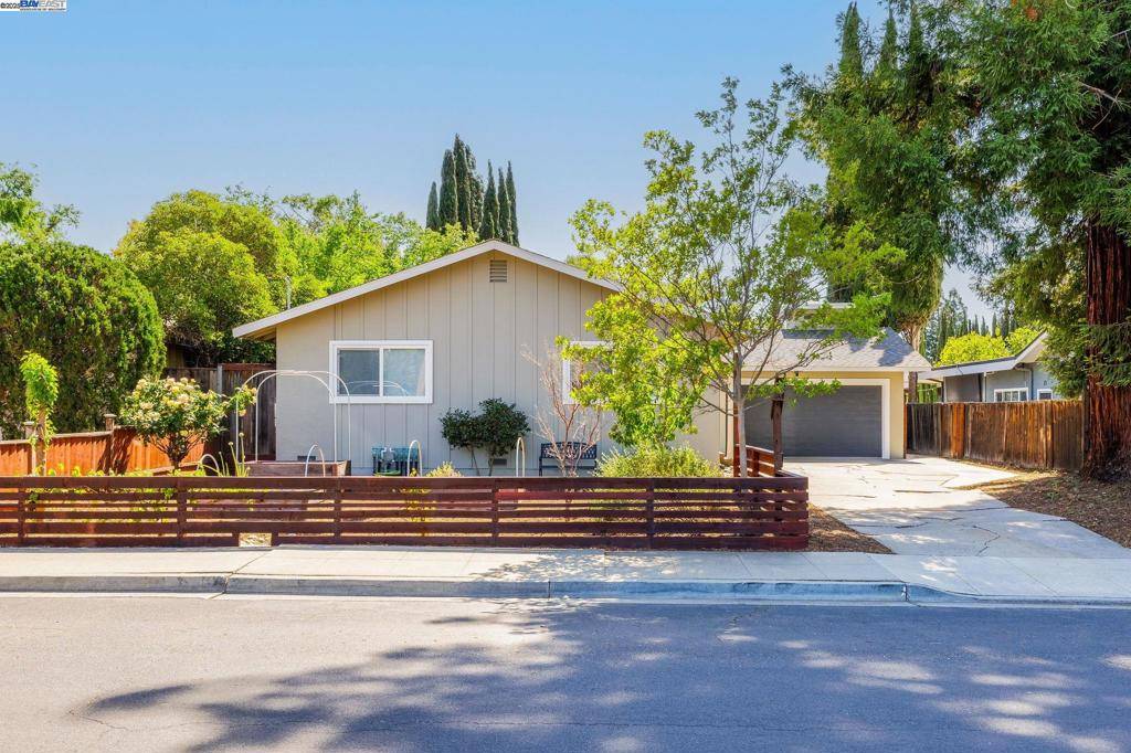 Livermore, CA 94550-3405,4147 Stanford Way