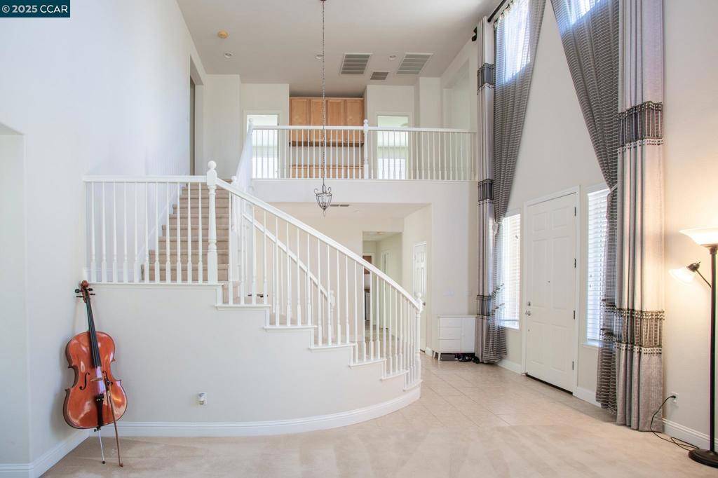 Mountain House, CA 95391,240 S Caballo st