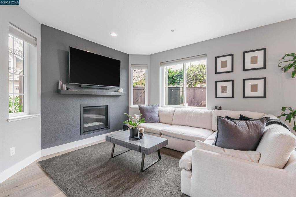 Danville, CA 94526,62 Danville Oak Pl