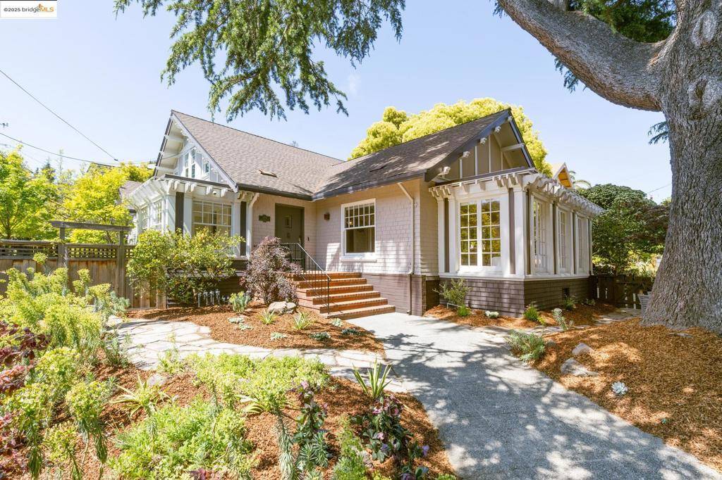 Oakland, CA 94610,3801 Lakeshore Ave